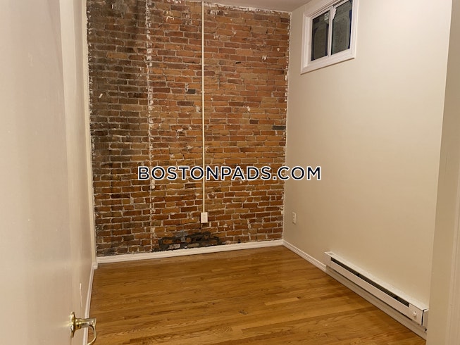 Boston - $3,300+ /mo