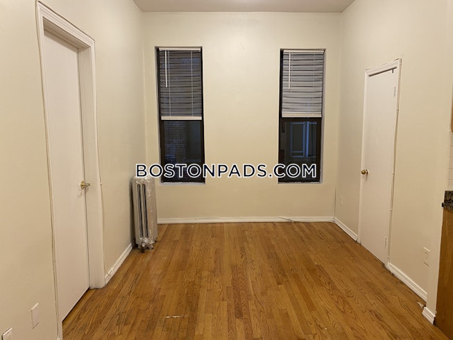 Boston - $3,300+ /mo