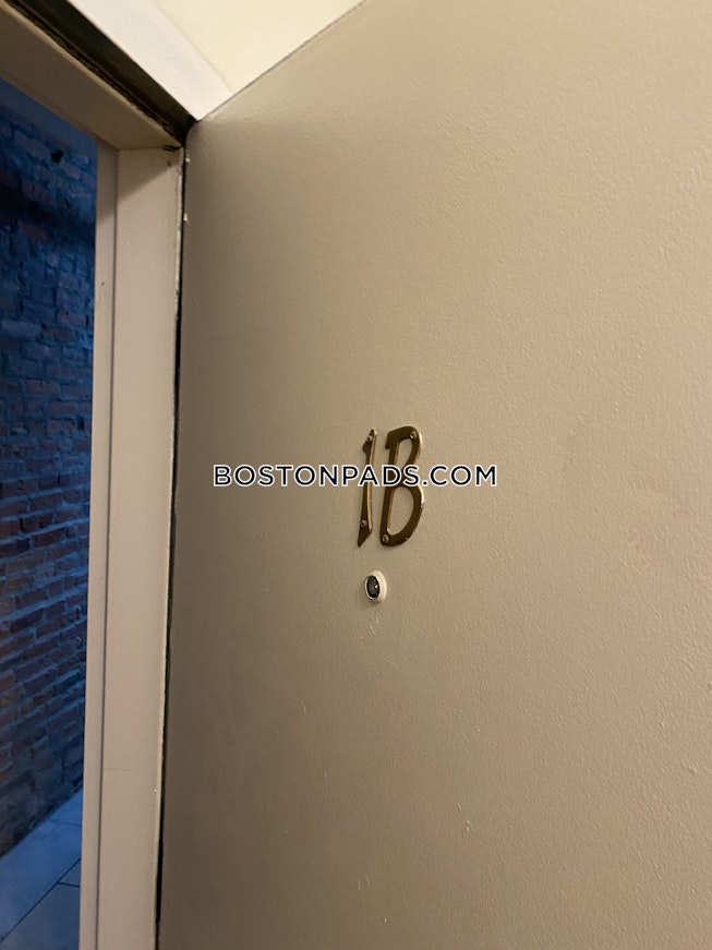 Boston - $3,300+ /mo