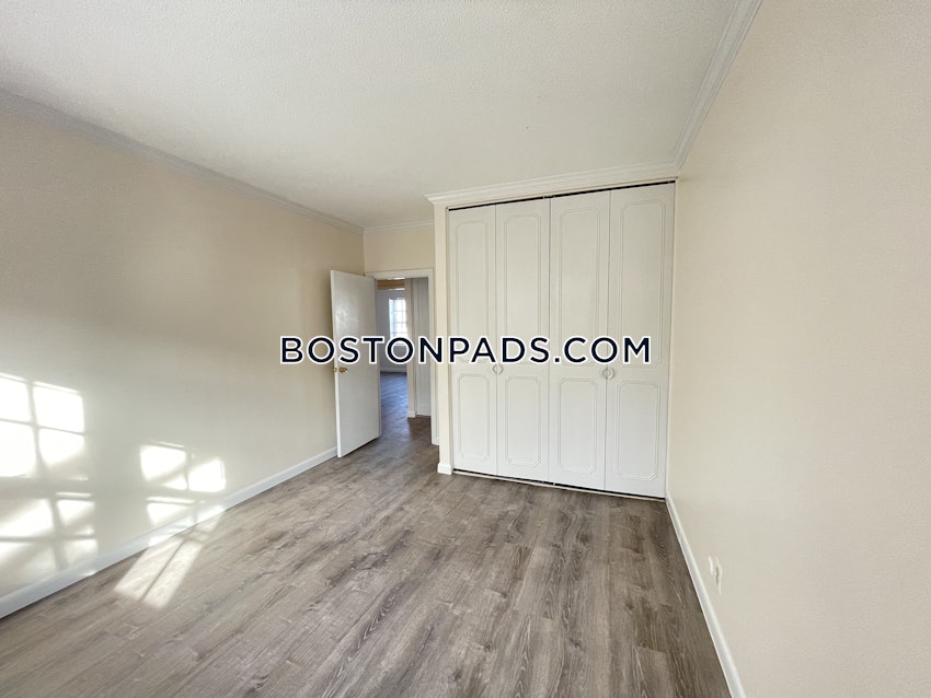 BOSTON - BRIGHTON - BOSTON COLLEGE - 3 Beds, 2 Baths - Image 8