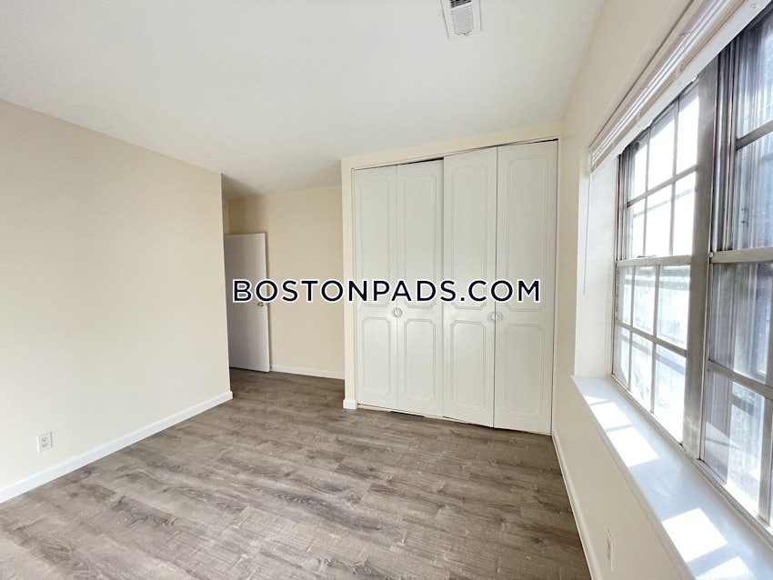 BOSTON - BRIGHTON - BOSTON COLLEGE - 3 Beds, 2 Baths - Image 5