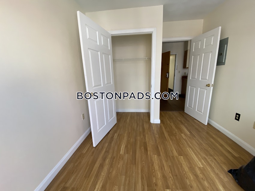 BOSTON - DOWNTOWN - 1 Bed, 1 Bath - Image 8