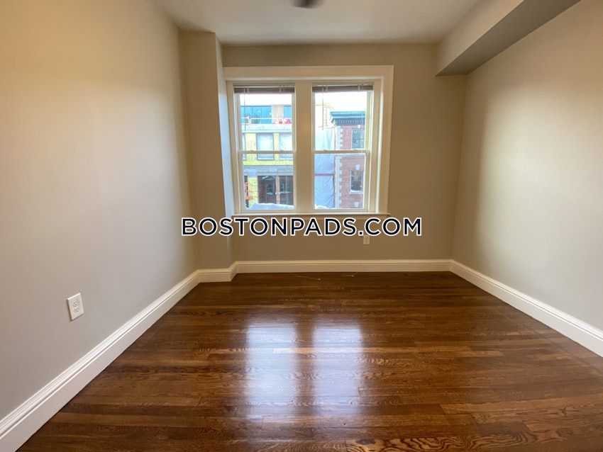 CAMBRIDGE - HARVARD SQUARE - 1 Bed, 1 Bath - Image 14