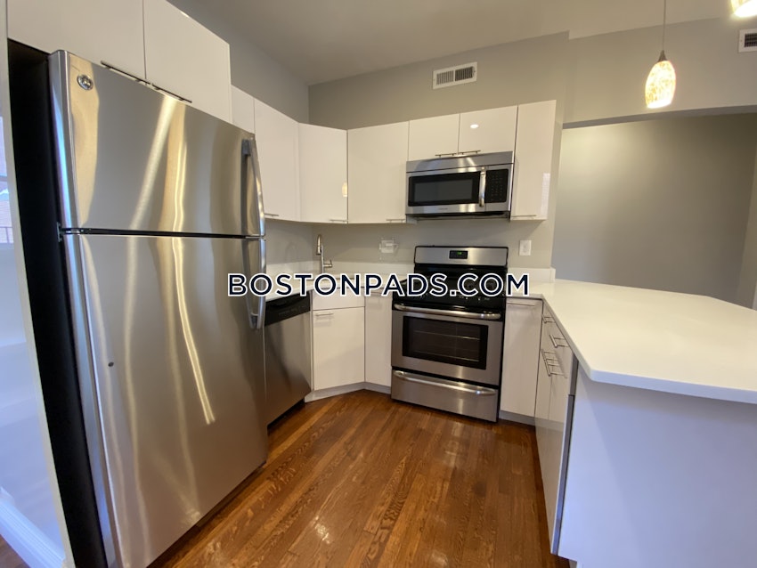 CAMBRIDGE - HARVARD SQUARE - 1 Bed, 1 Bath - Image 1