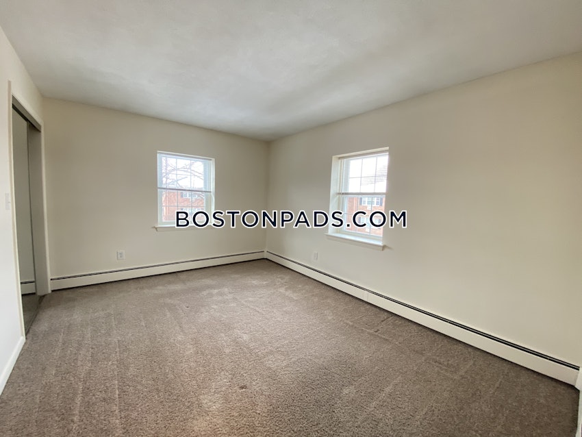 NEWTON - NEWTONVILLE - 1 Bed, 1 Bath - Image 4