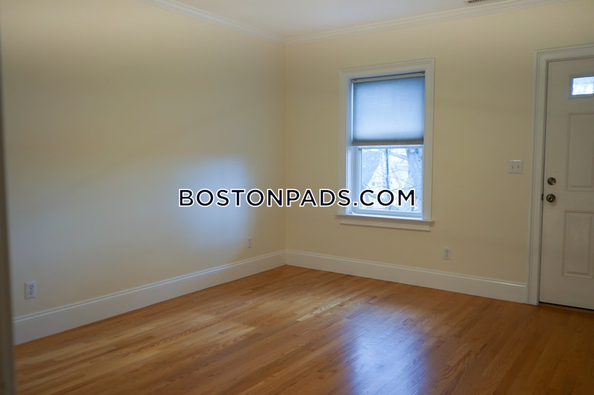 WALTHAM - 1 Bed, 1 Bath - Image 7