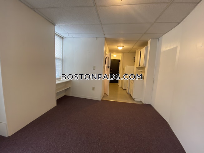 Boston - $2,450+ /mo