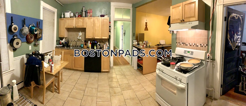 BOSTON - MISSION HILL - 4 Beds, 1 Bath - Image 13