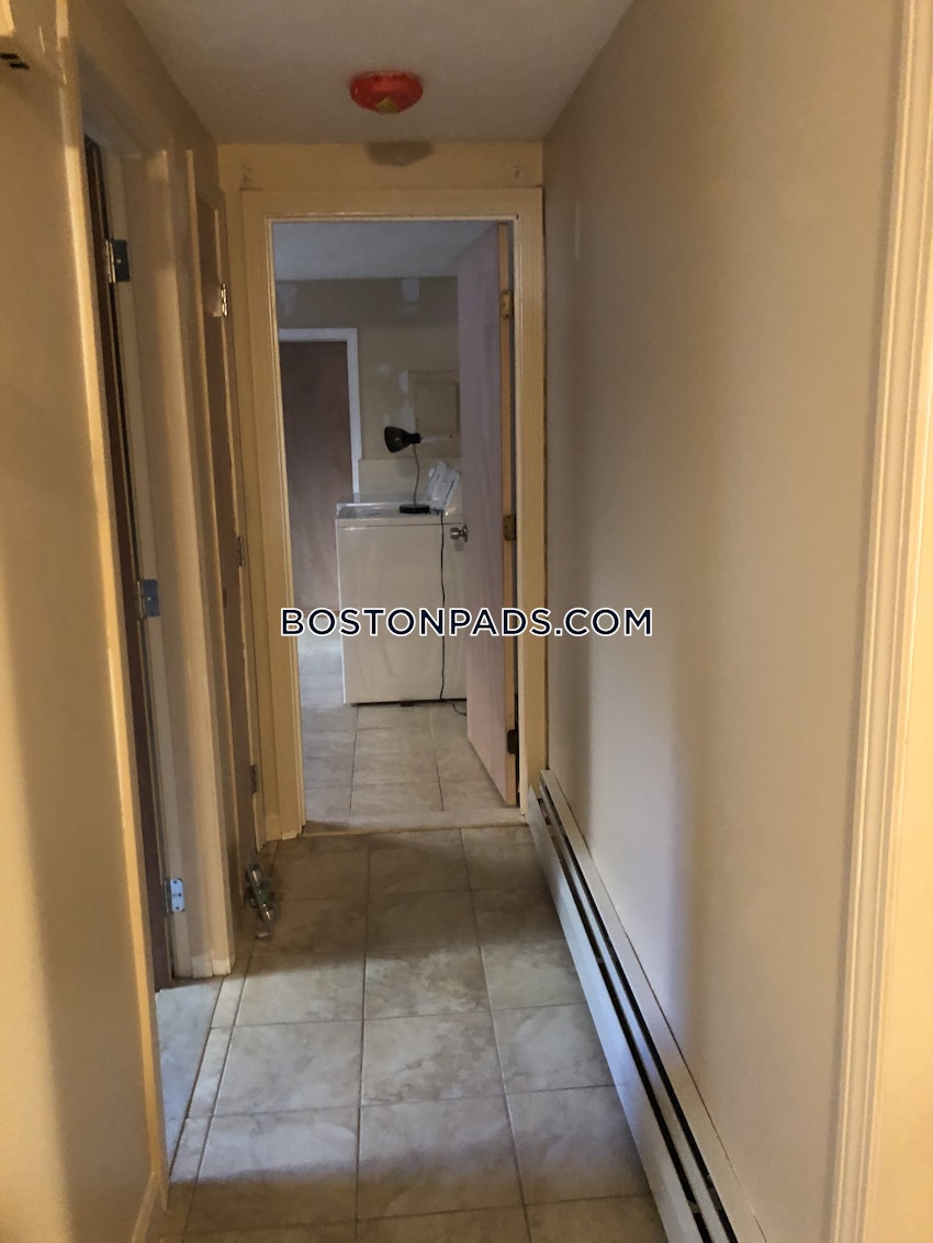 REVERE - 3 Beds, 1 Bath - Image 7