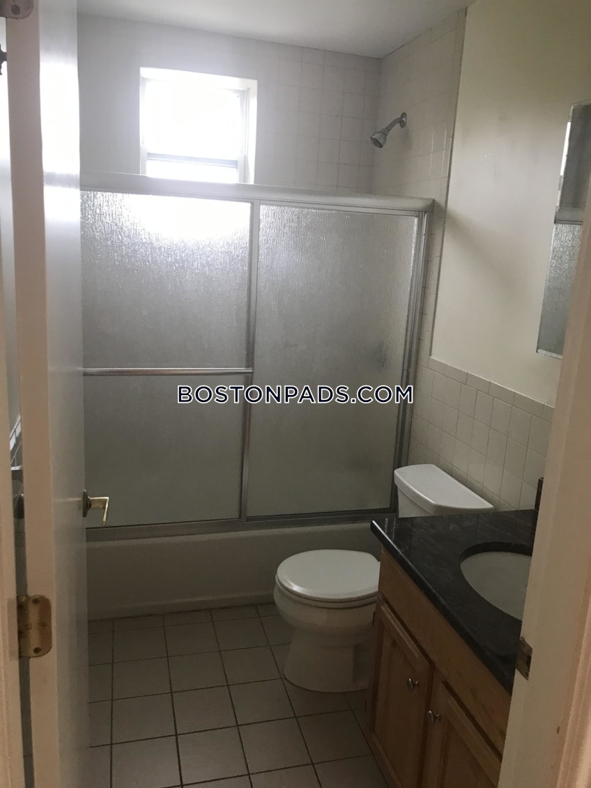 Boston - $4,950+ /month