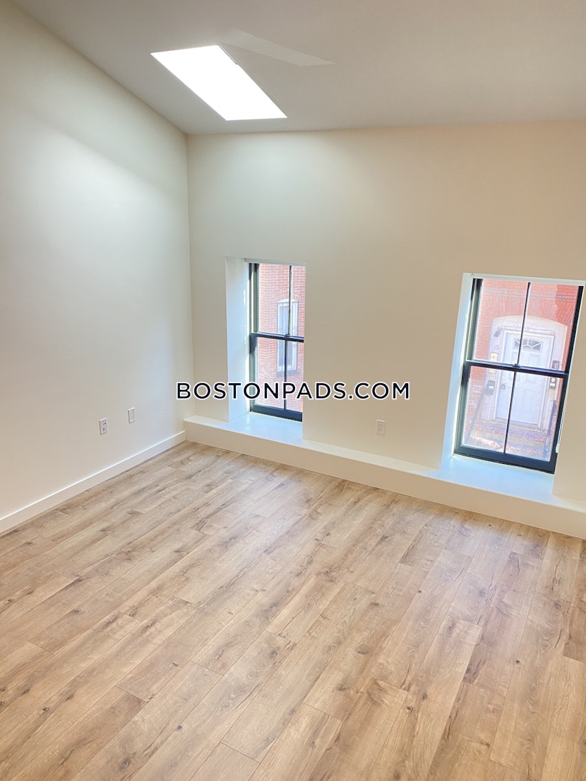 BOSTON - MISSION HILL - 1 Bed, 1 Bath - Image 11