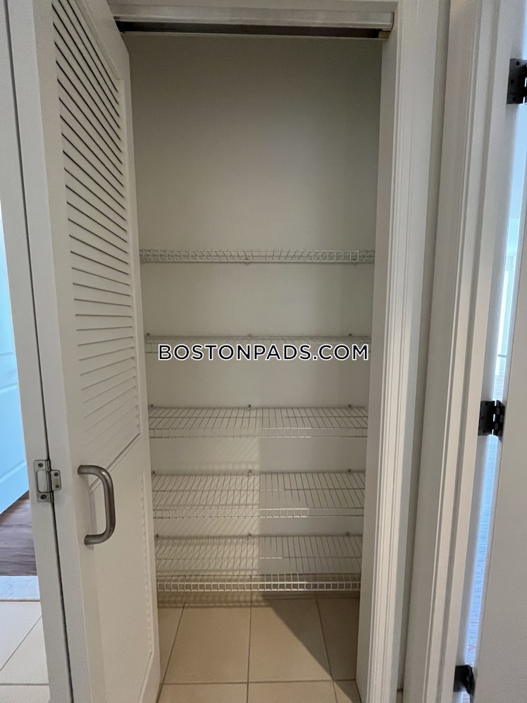 Emerson Place, Boston