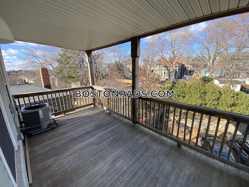 SOMERVILLE - EAST SOMERVILLE - 4 Beds, 1 Bath - Image 41