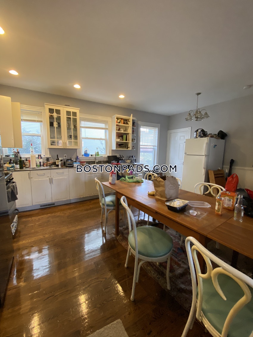 BOSTON - MISSION HILL - 6 Beds, 2 Baths - Image 2