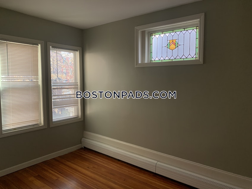 BOSTON - ROXBURY - 3 Beds, 1 Bath - Image 14