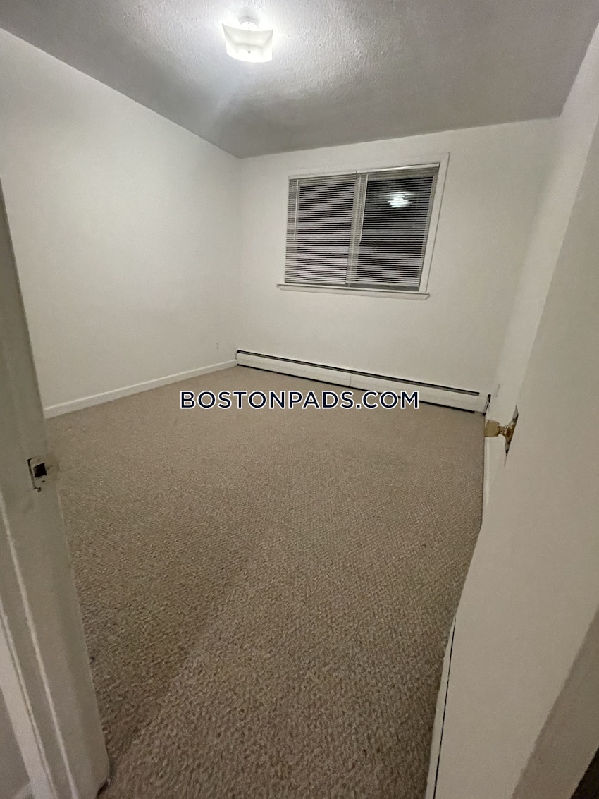 BOSTON - JAMAICA PLAIN - JAMAICA POND/PONDSIDE - 1 Bed, 1 Bath - Image 12