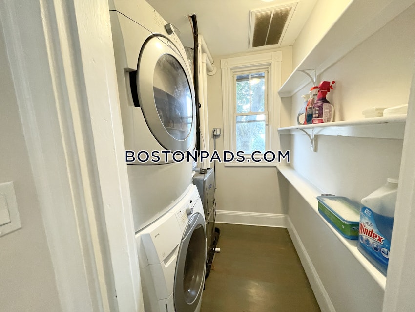 BOSTON - DORCHESTER - UPHAMS CORNER - 4 Beds, 2 Baths - Image 11