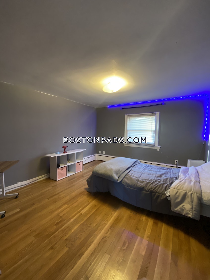 Boston - $4,500+ /month