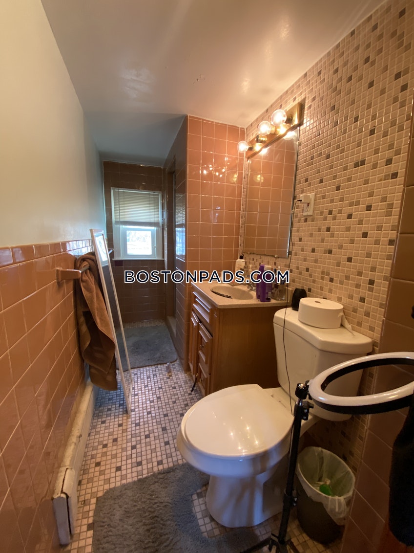 Boston - $4,500+ /month