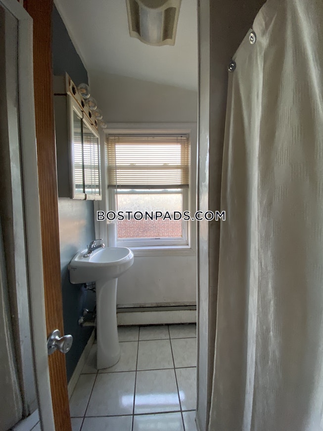 Boston - $4,500+ /mo