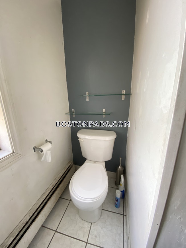 Boston - $4,500+ /mo