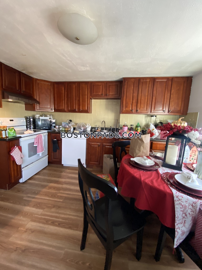 Boston - $4,500+ /month