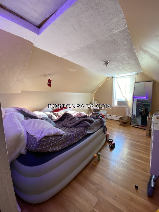 Boston - $4,500+ /mo