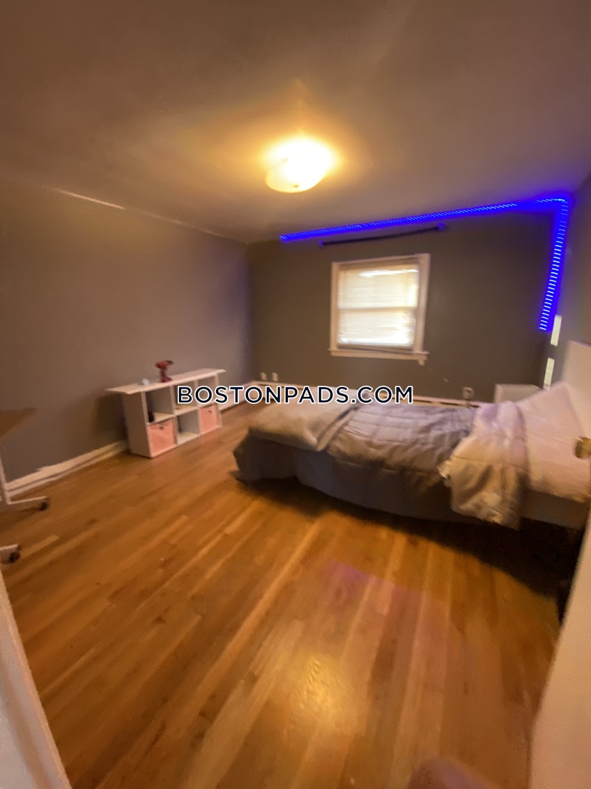 Boston - $4,500+ /month