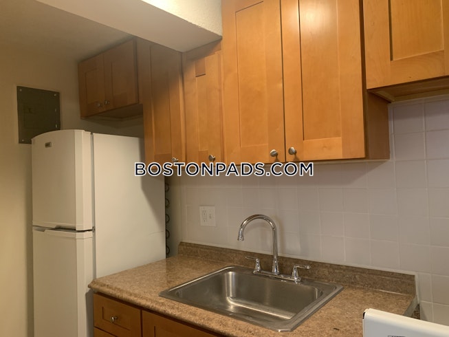 Boston - $2,100+ /mo