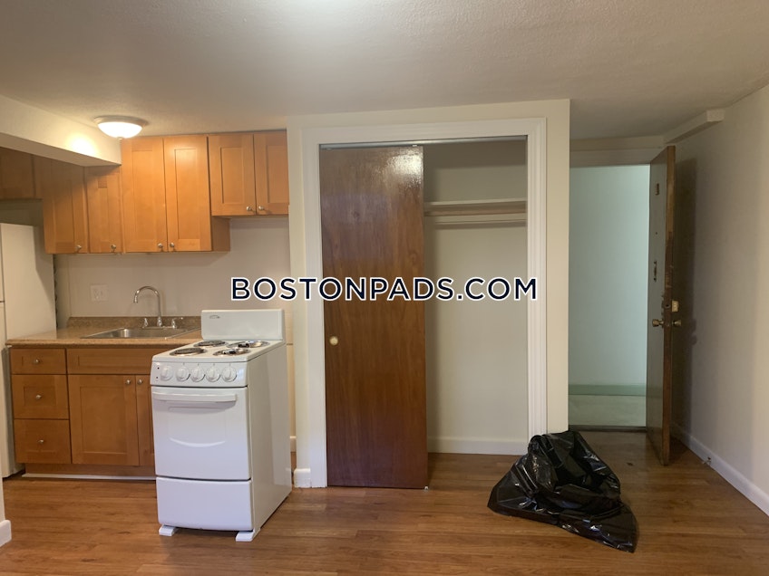 Boston - $2,100+ /month