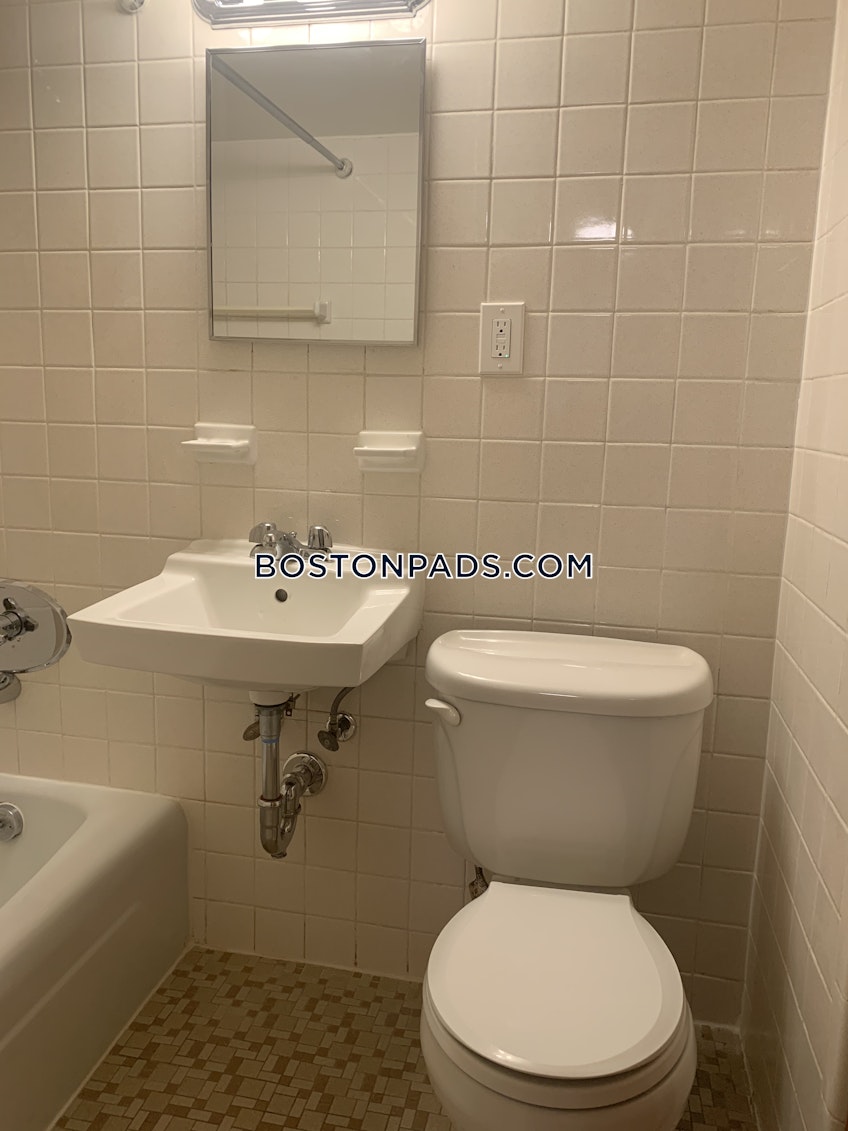 Boston - $2,100+ /month