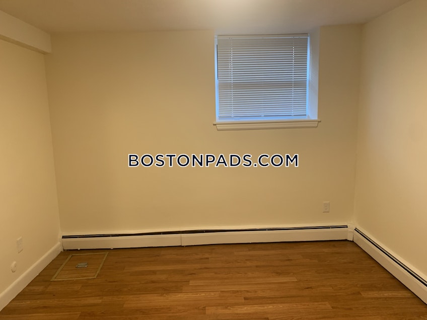Boston - $2,100+ /month