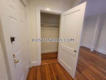 Boston - 3 Beds, 1 Baths