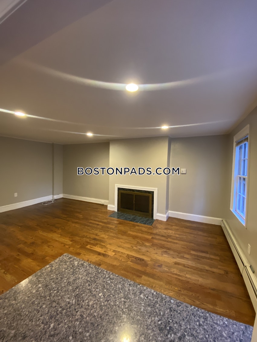 BOSTON - BAY VILLAGE - 1 Bed, 1 Bath - Image 33