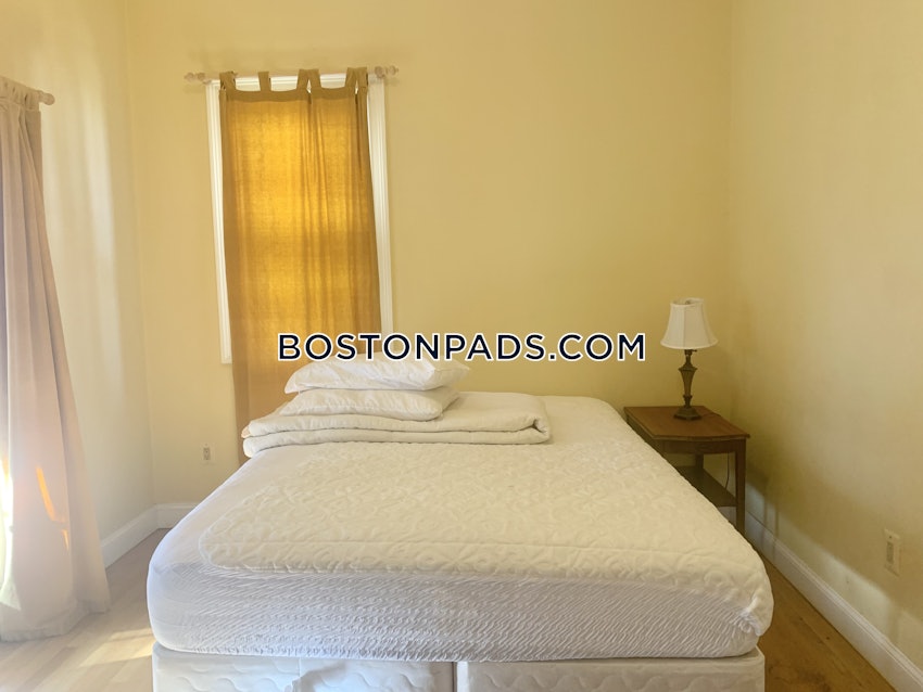 BOSTON - ROXBURY - 4 Beds, 2 Baths - Image 13