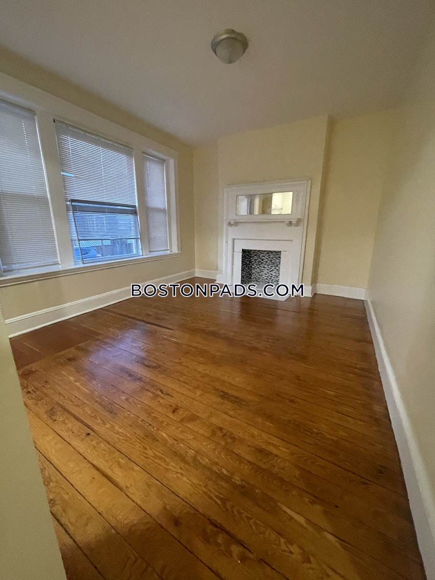 BOSTON - ROXBURY - 3 Beds, 1 Bath - Image 24