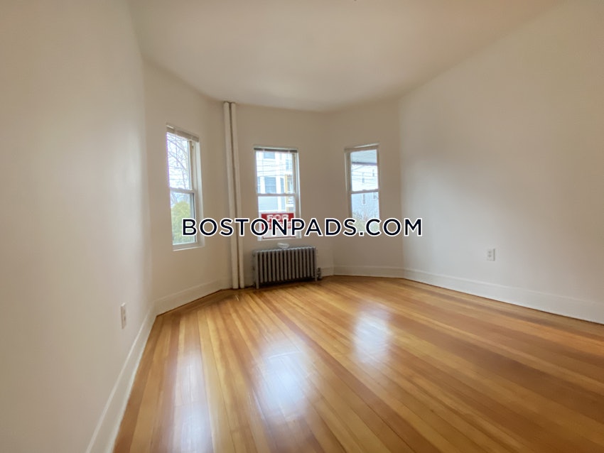 BOSTON - MATTAPAN - 3 Beds, 1 Bath - Image 6