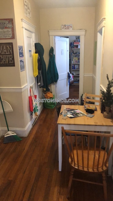 Boston - 1 Beds, 1 Baths