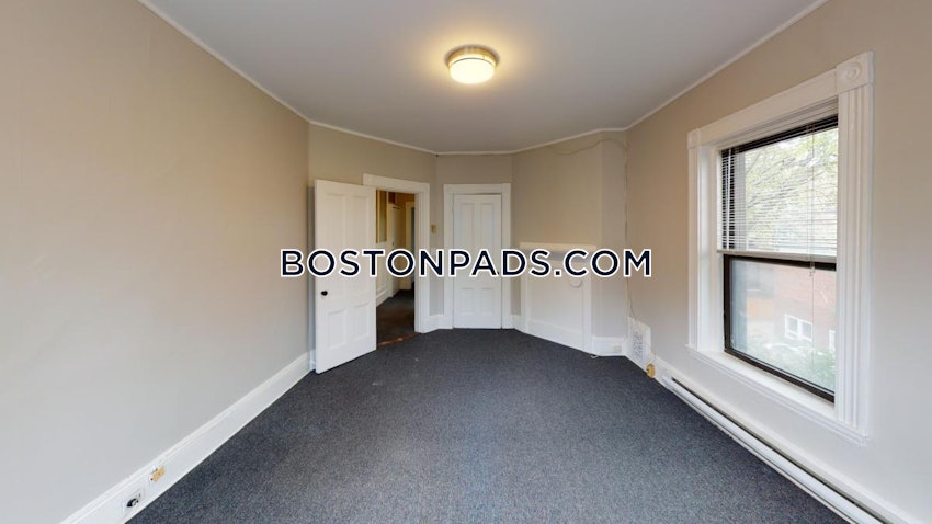 BROOKLINE- COOLIDGE CORNER - 2 Beds, 1 Bath - Image 7