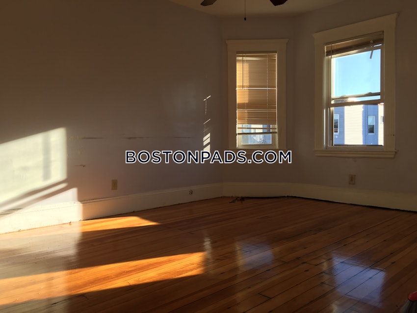 BOSTON - DORCHESTER - BLUE HILL AVENUE - 3 Beds, 1 Bath - Image 11