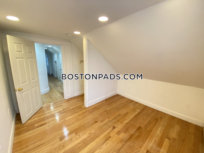 BOSTON - ROXBURY - 7 Beds, 2 Baths - Image 13