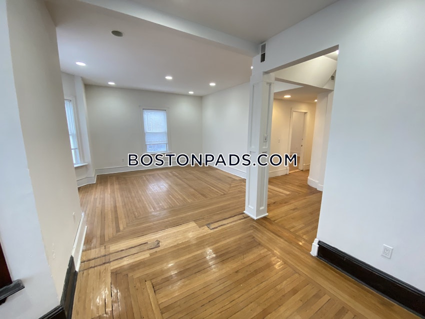 BOSTON - ROXBURY - 7 Beds, 2 Baths - Image 6