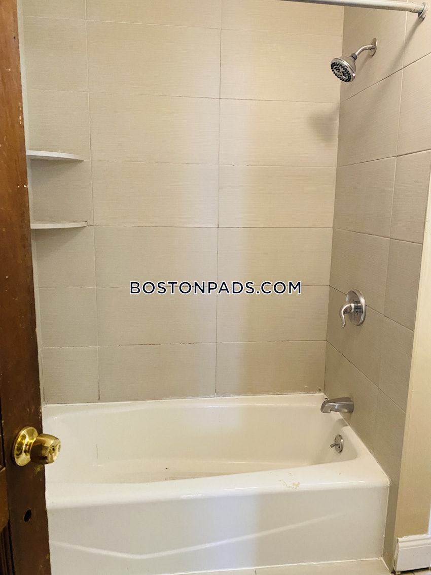 BOSTON - DORCHESTER/SOUTH BOSTON BORDER - 4 Beds, 1 Bath - Image 17