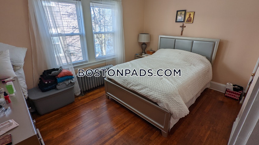 BOSTON - ROSLINDALE - 3 Beds, 1 Bath - Image 31