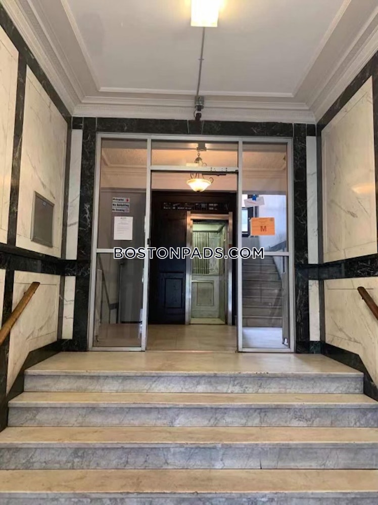 Washington St., Malden