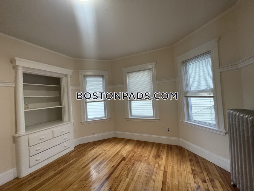 BOSTON - ALLSTON - 3 Beds, 1 Bath - Image 19