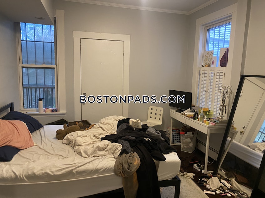 BOSTON - MISSION HILL - 3 Beds, 1 Bath - Image 28