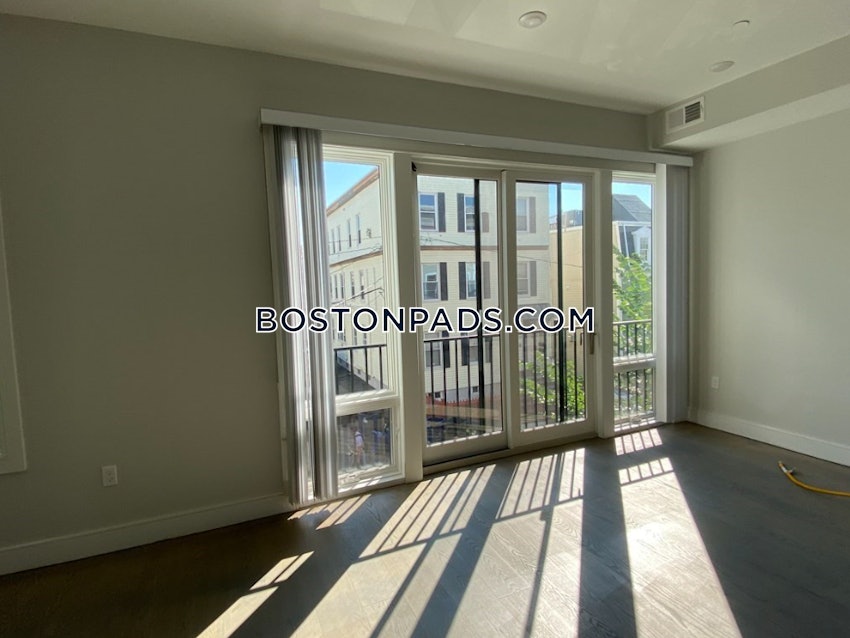 BOSTON - SOUTH BOSTON - ANDREW SQUARE - 2 Beds, 2 Baths - Image 3