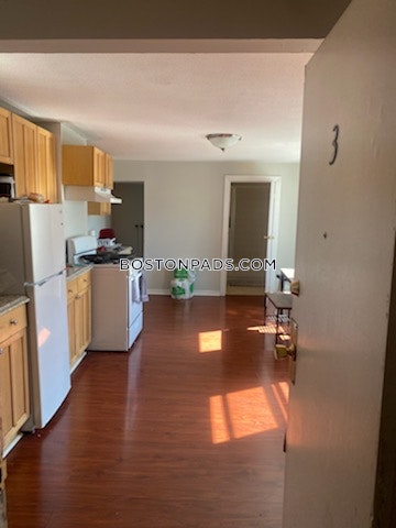 Boston - $2,925