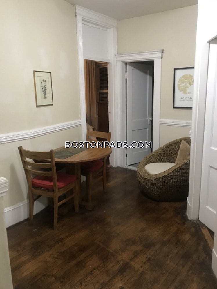 Hemenway St., Boston